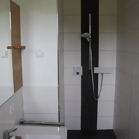 Die Haffhaeuser Ferienwohnung Ii Apartamento *