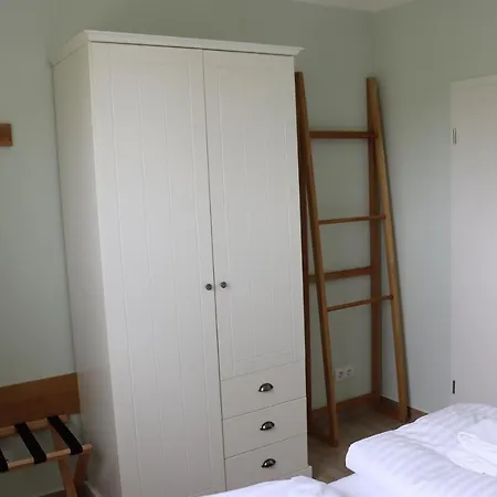 Die Haffhaeuser Ferienwohnung Ii Apartamento Garz (Usedom)